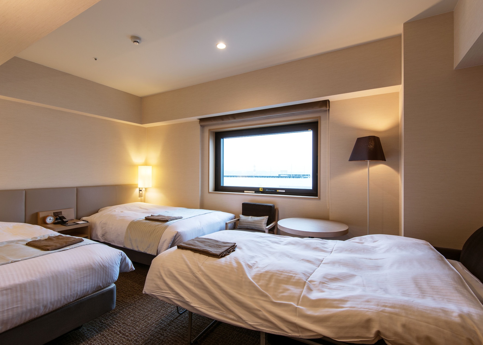ROOM, TWIN BEDS, LARGE