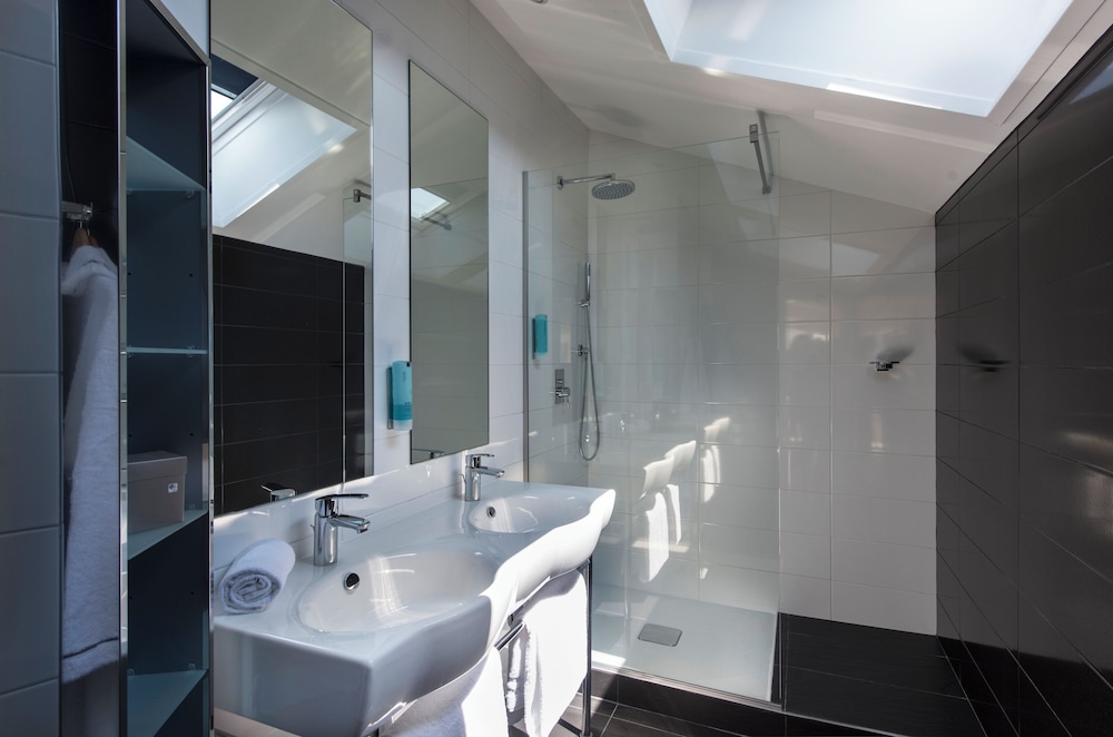 Hotel Valdys Thalasso & Spa - les Pins 48/50