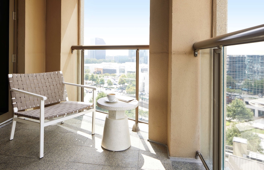 Waldorf Astoria Atlanta Buckhead 49/80