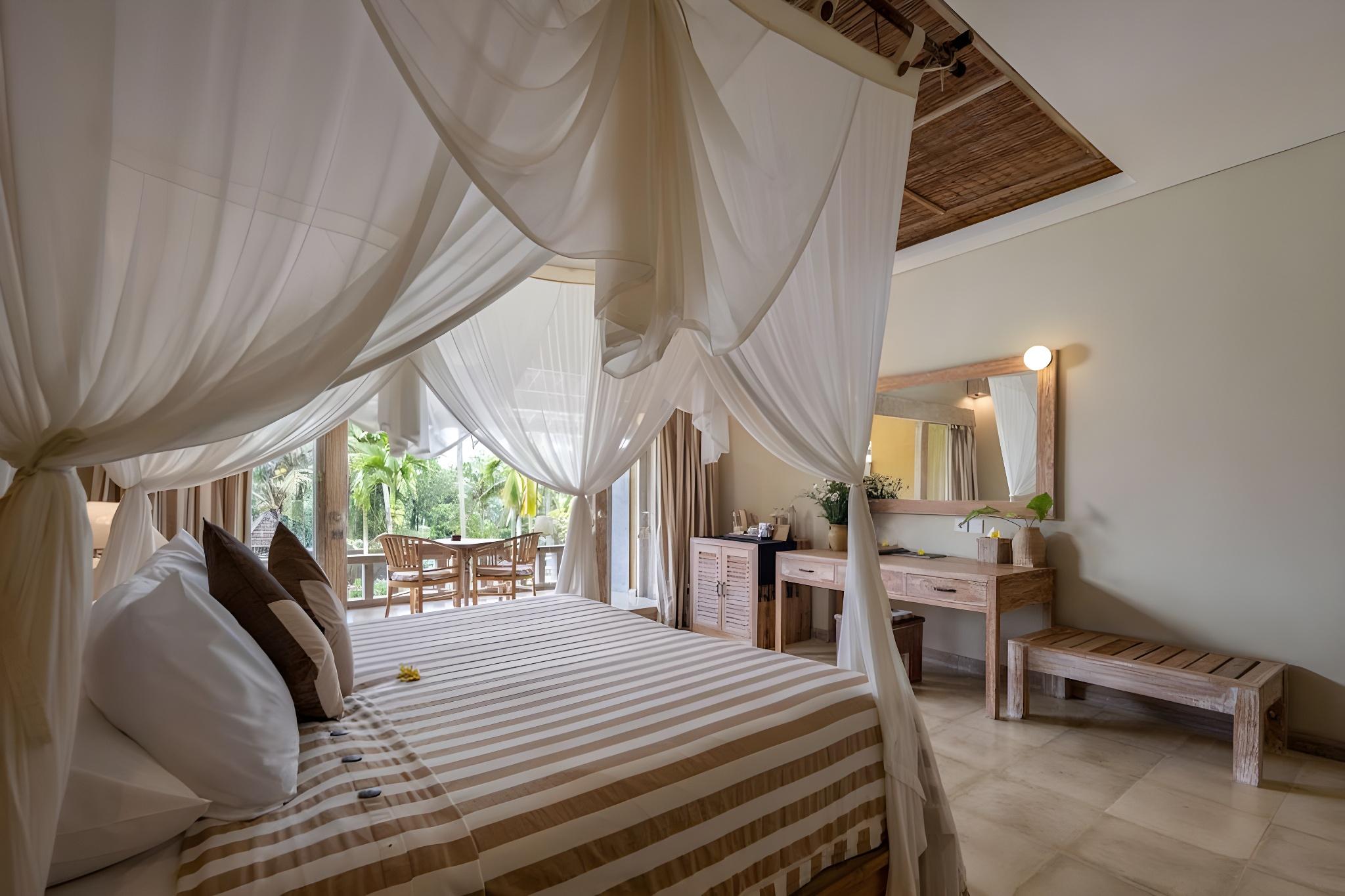 Lanai, Ground Floor