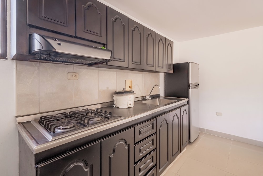 Aparta Hotel Roca Marina 22/23