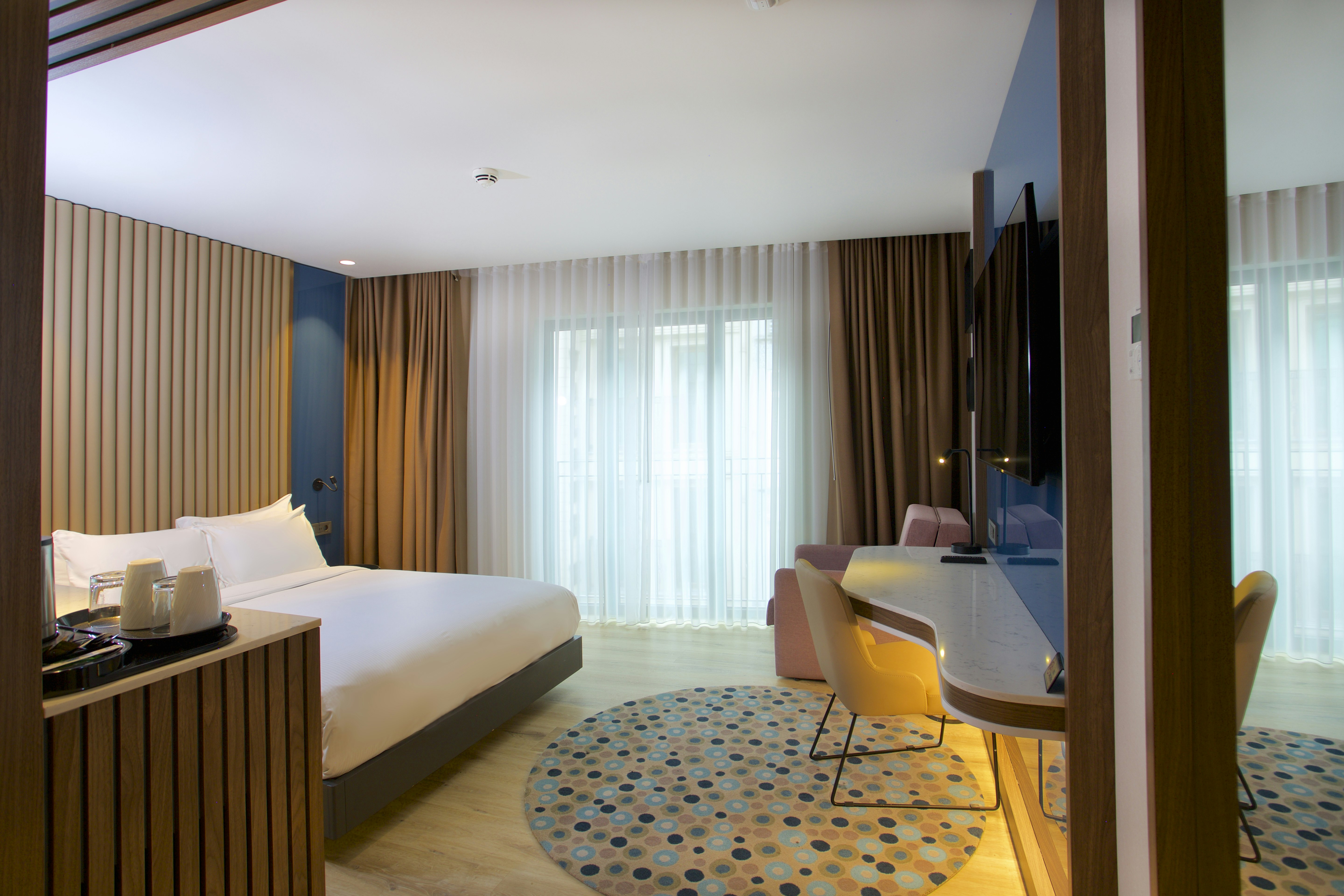 غرفة بسرير كوين، Hampton by Hilton Istanbul Old City 7/9