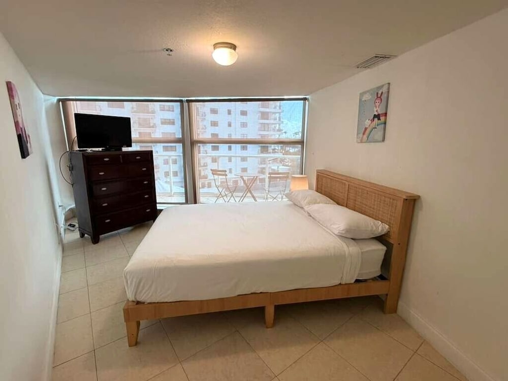 Presidential, Loft, 1 Double and 3 Queen Beds