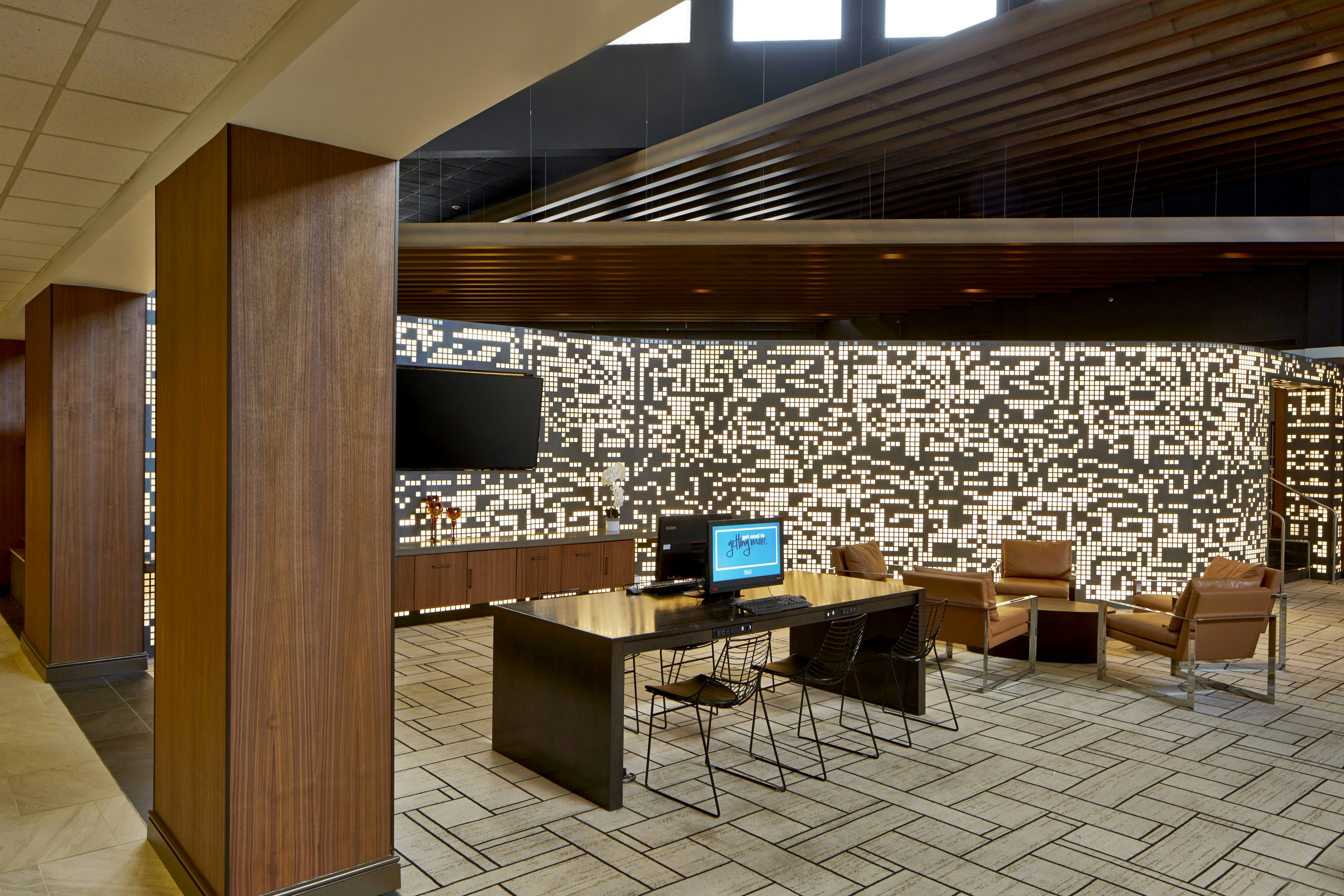 Doubletree By Hilton Atlanta Perimeter Dunwoody 56/59