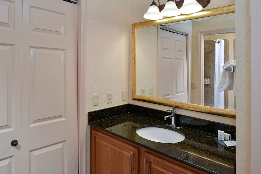 Staybridge Suites Las Cruces 71/72