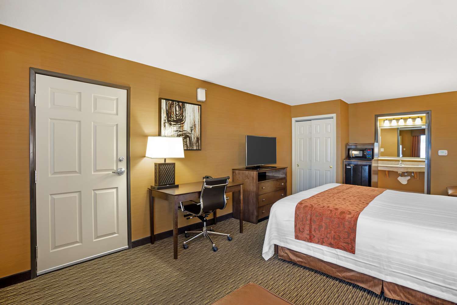 غرفة بسرير كينج بحوض استحمام لذوي الإعاقة، Best Western Exeter Inn & Suites 3/5