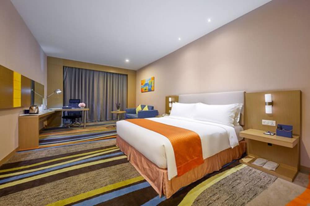Vyluk Hotel Guangzhou Baiyun International Airport 24/50