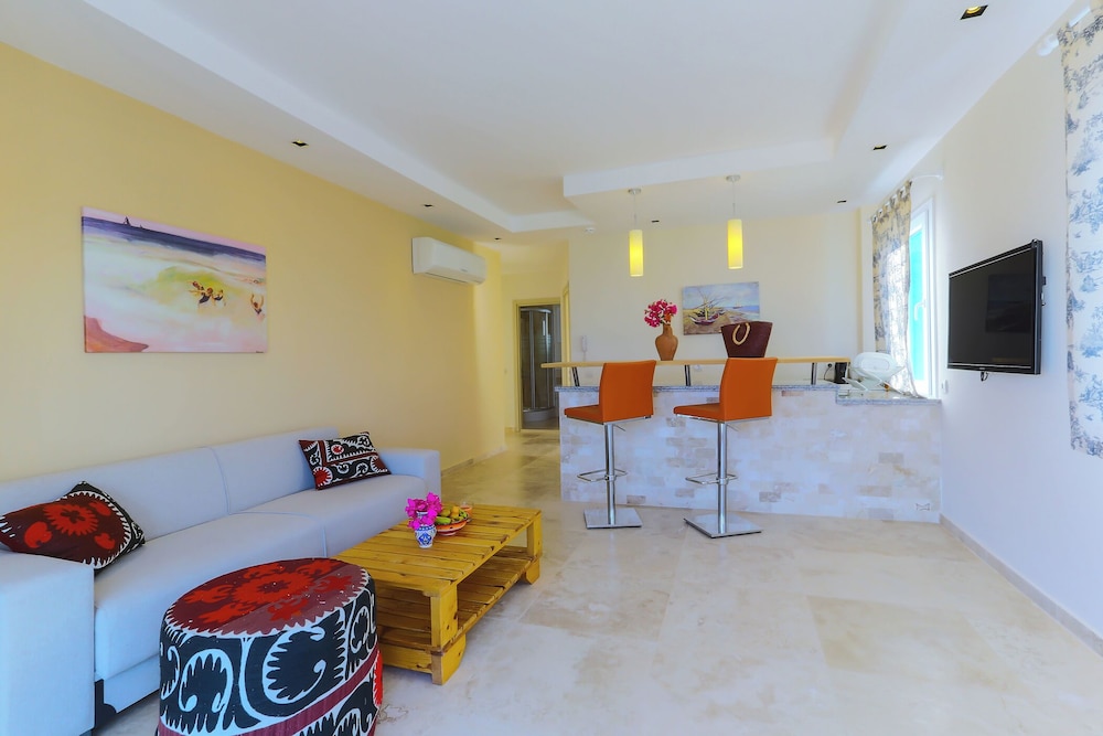 Saylam Suites 40/66