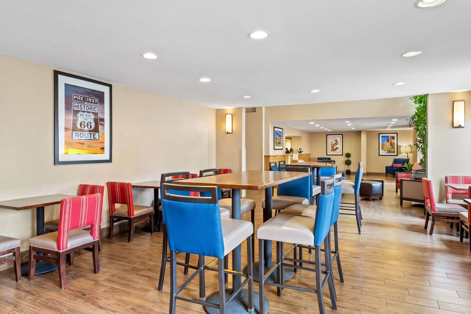 Comfort Inn and Suites Albuquerque Downtown 10/17