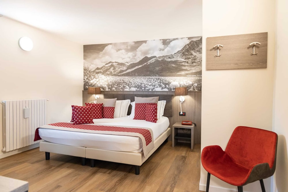 OLIMPIA HOTEL 17/50