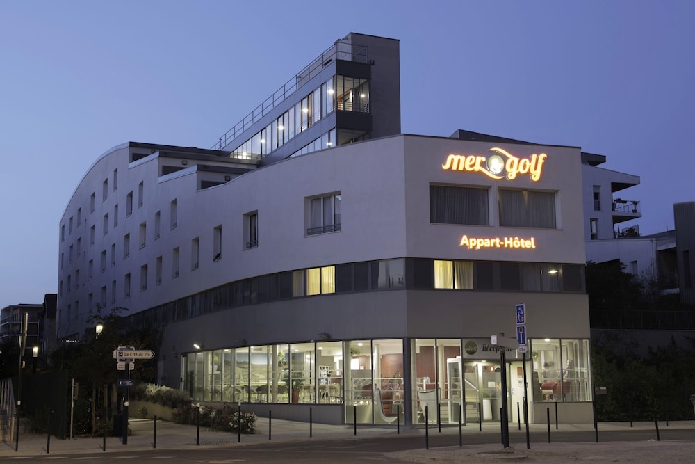 Appart-hotel Mer & Golf City Bordeaux Bassins A Flot in BORDEAUX