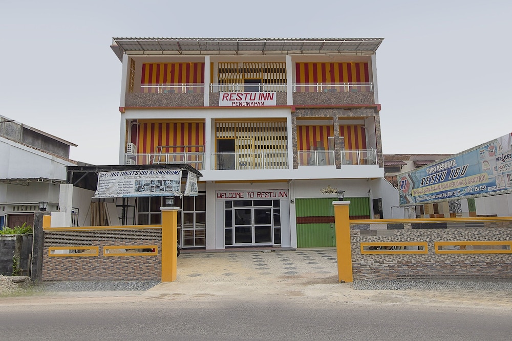 OYO 3784 Restu Inn 17/19