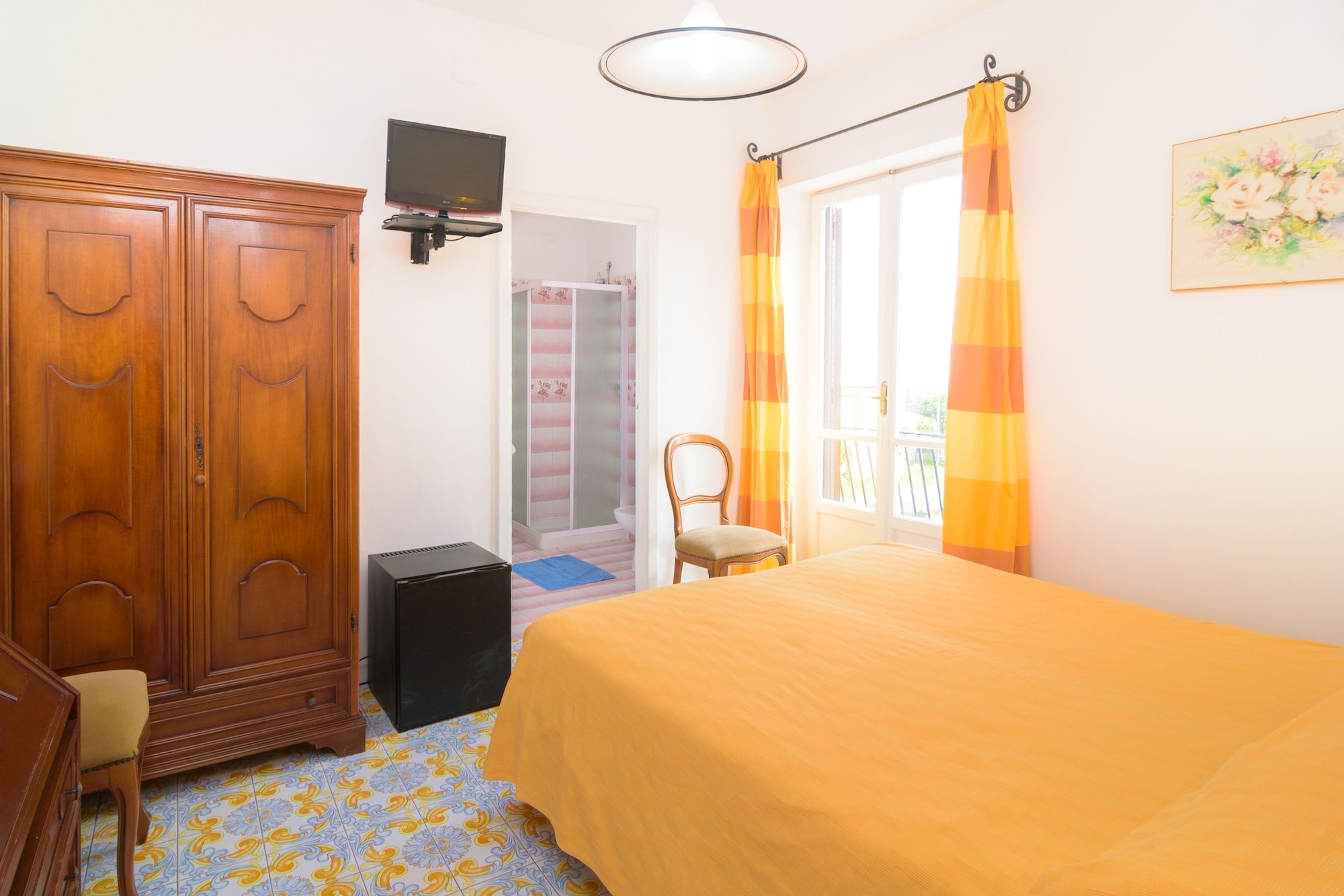 STANDARD, SEA VIEW, BALCONY