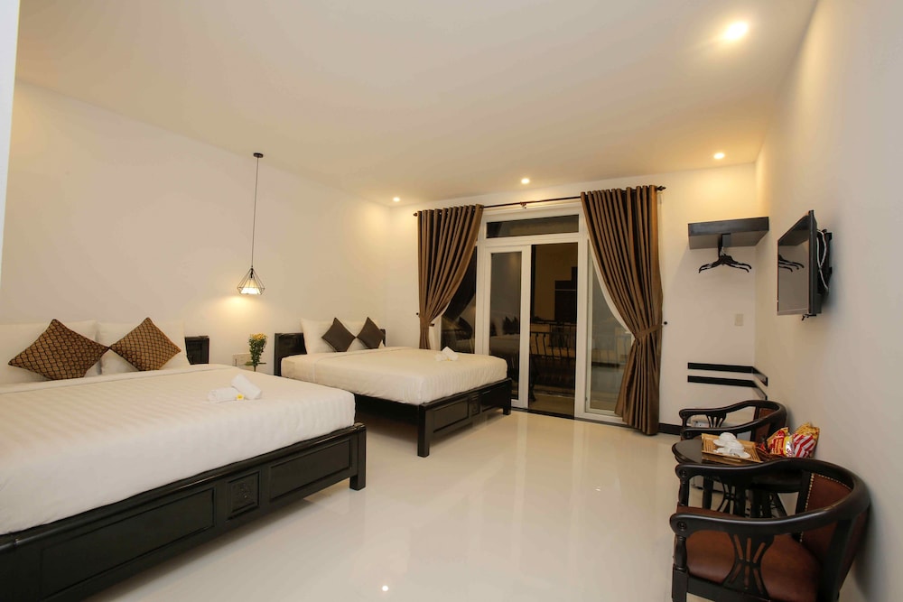 Hoi An Sunny Pool Villa 18/52