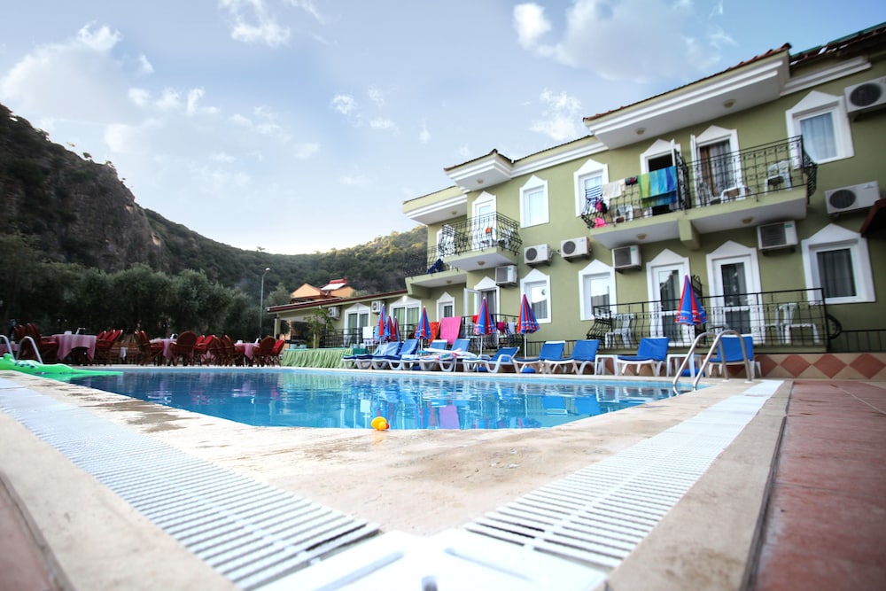 Grand Taner Hotel 46/50