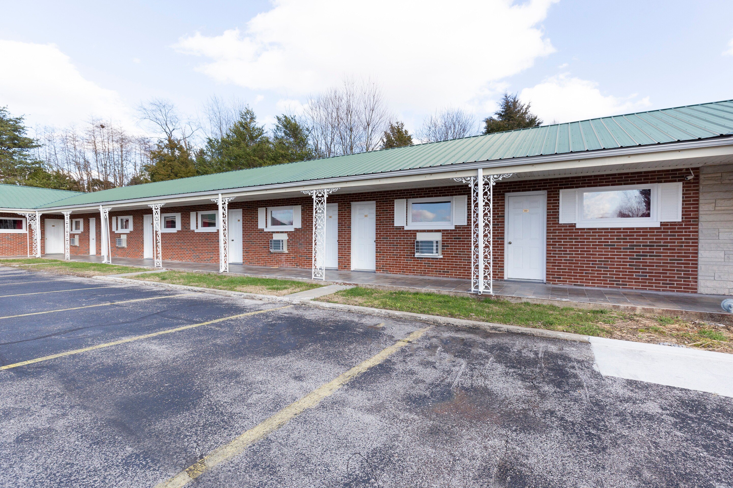 Hotel Cave City KY 12/13