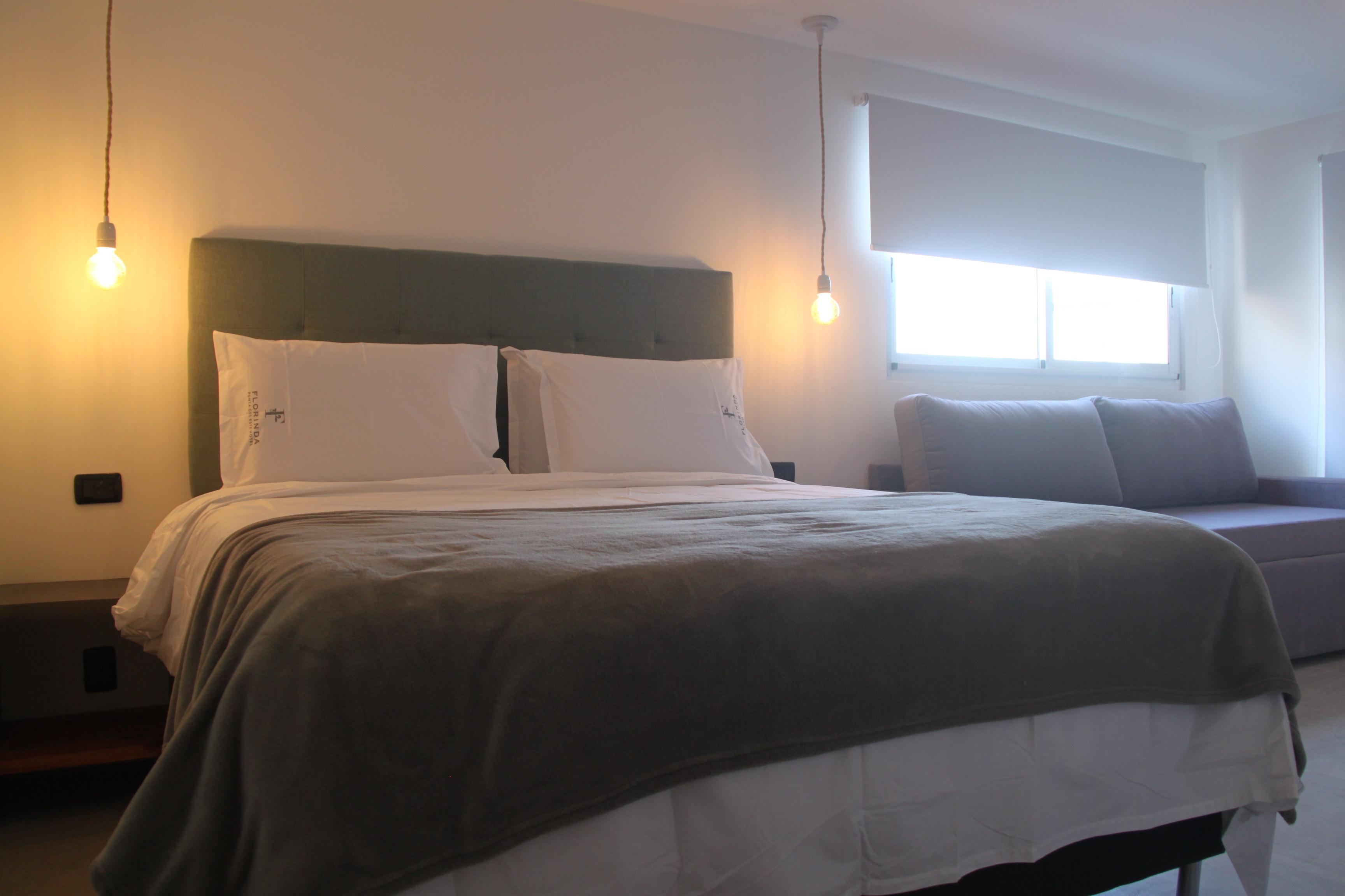 Deluxe, Suite, Street View