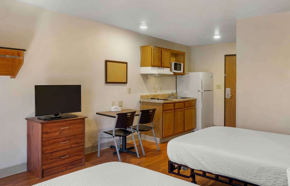 Extended Stay America Select Suites - Kansas City - South - I-49 31/42