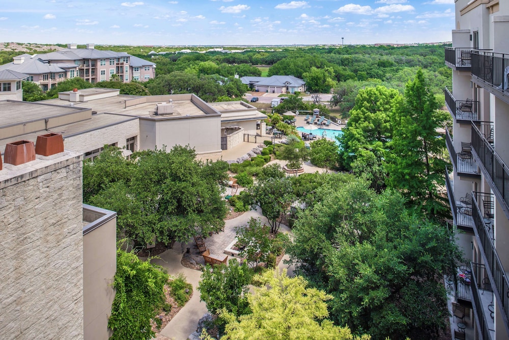 Hilton San Antonio Hill Country in SAN ANTONIO - TX
