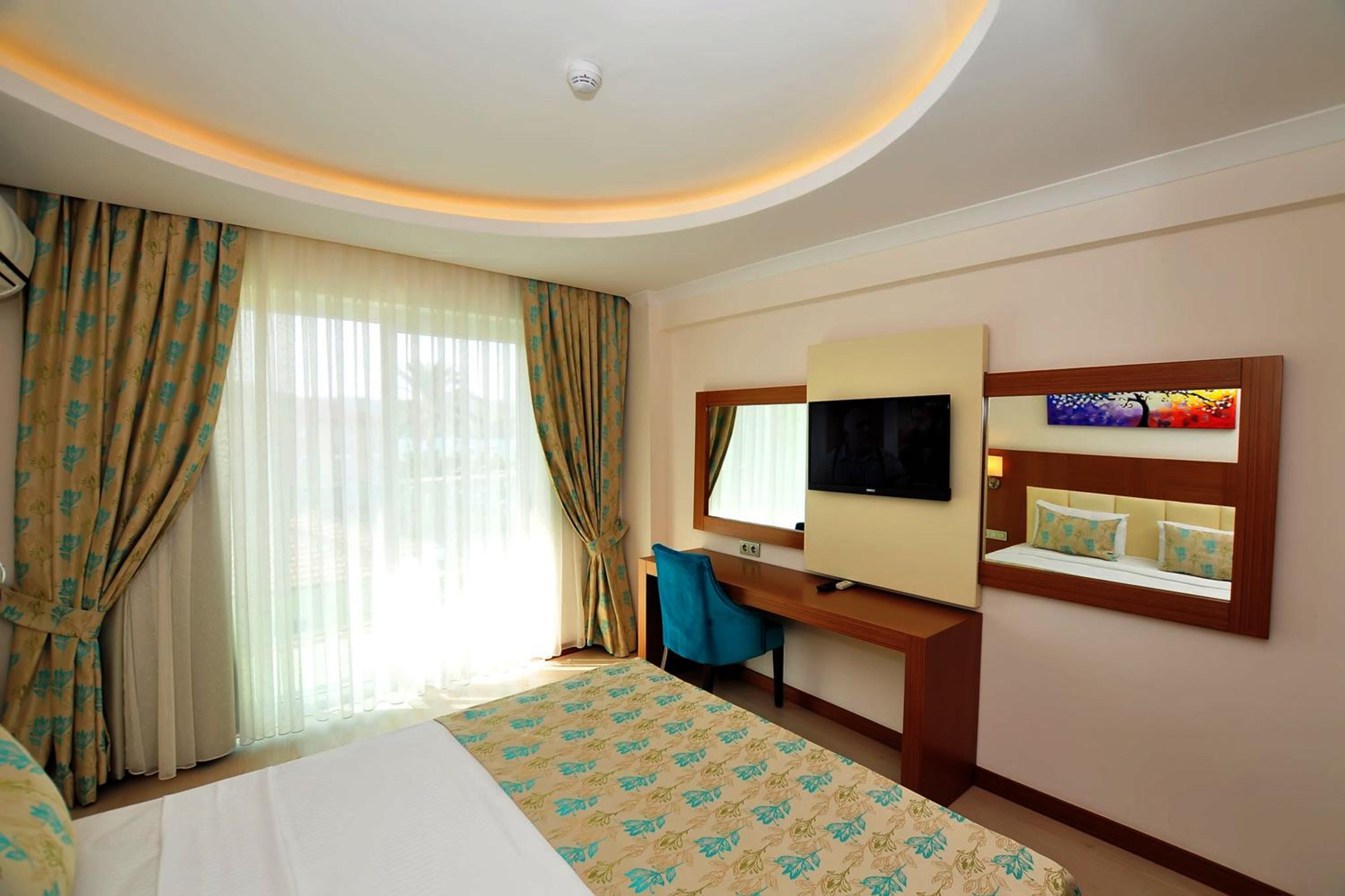 غرفة ديلوكس عائلية، Yeniceri City Hotel 2/7