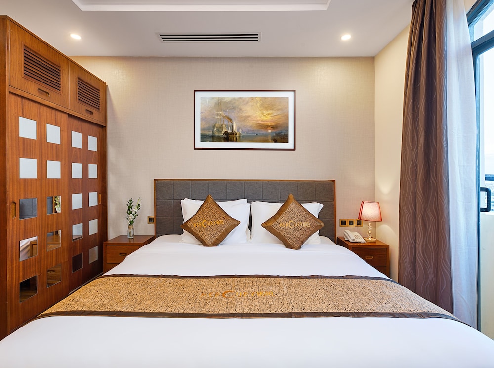 2 BEDROOMS, APARTMENT