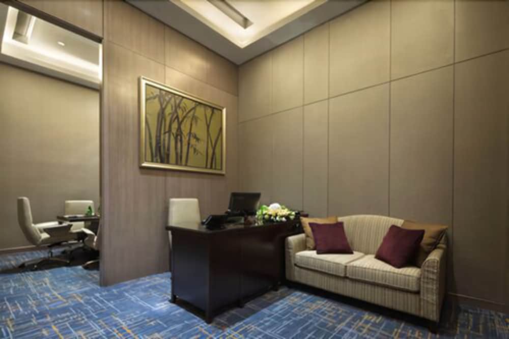 WANDA REALM YIWU 33/64