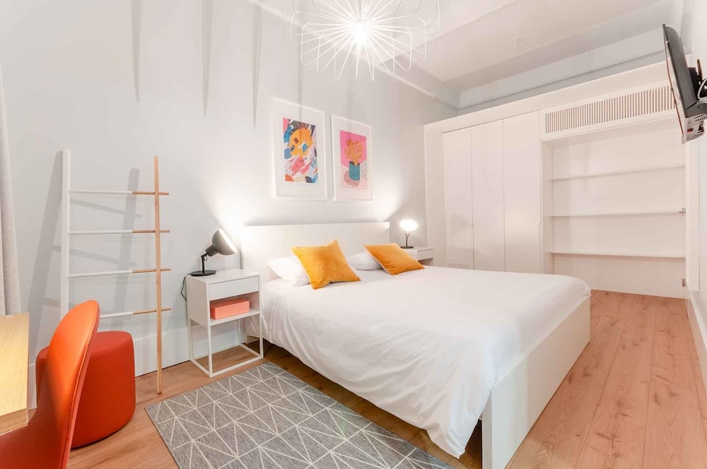 NLC Rooms and Suites 6/34
