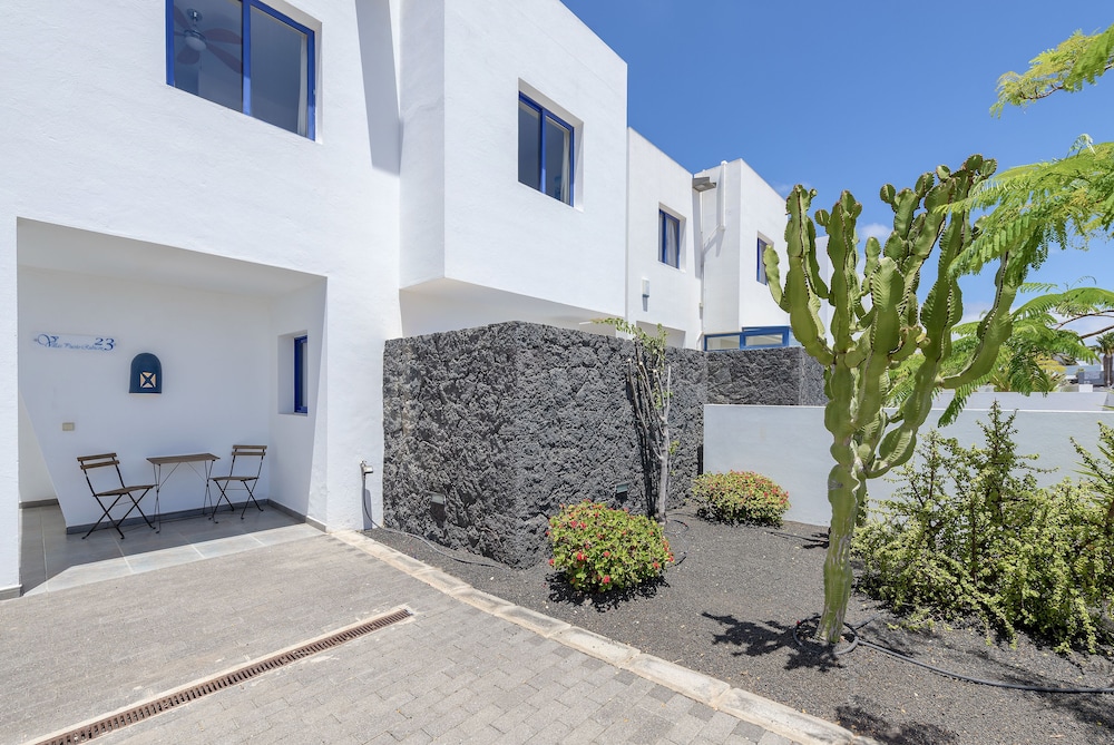 Villas Puerto Rubicon 52/71