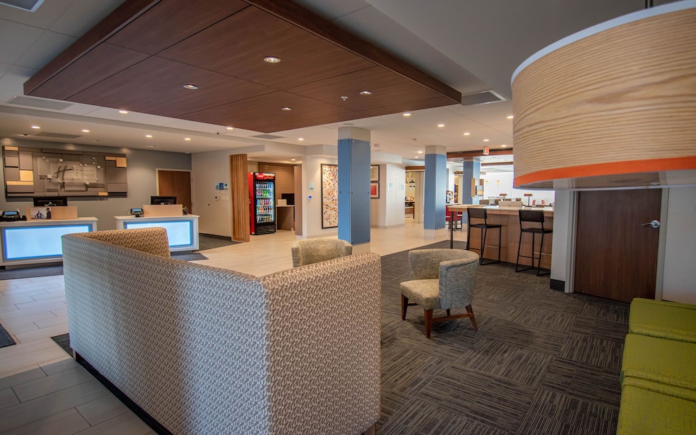 Holiday Inn Express & Suites Tonawanda - Buffalo Area 8/58