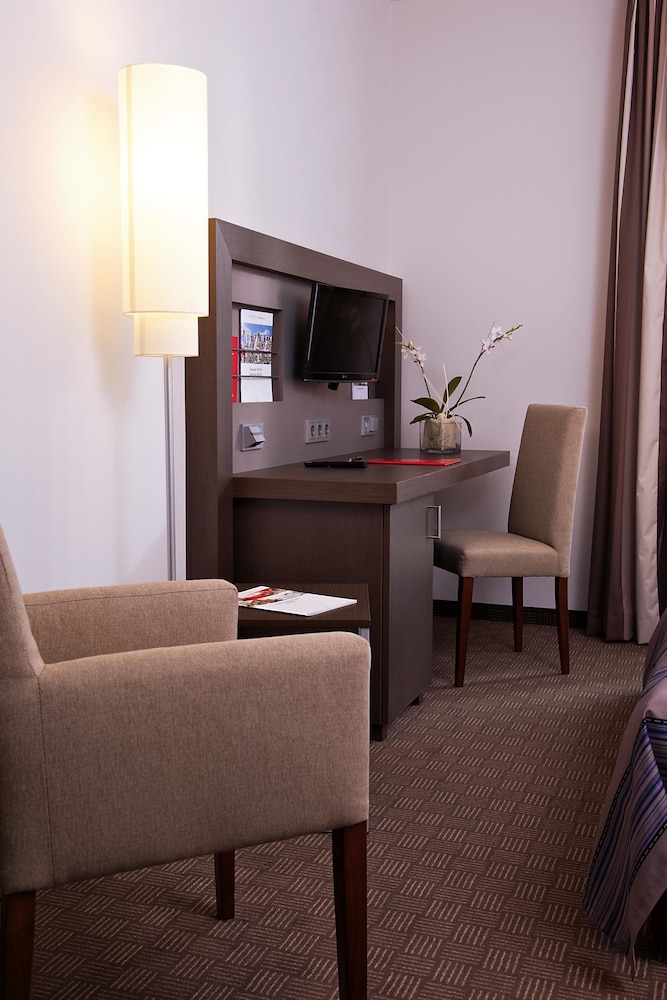 Intercityhotel Bonn 11/24