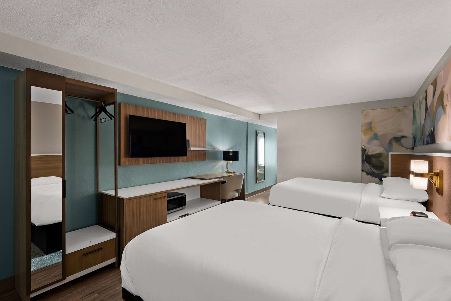 Wyndham Garden Ankeny 28/70