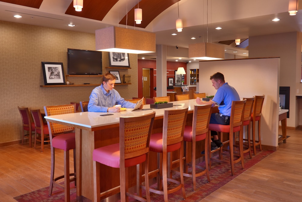 Hampton Inn & Suites Orem 34/43