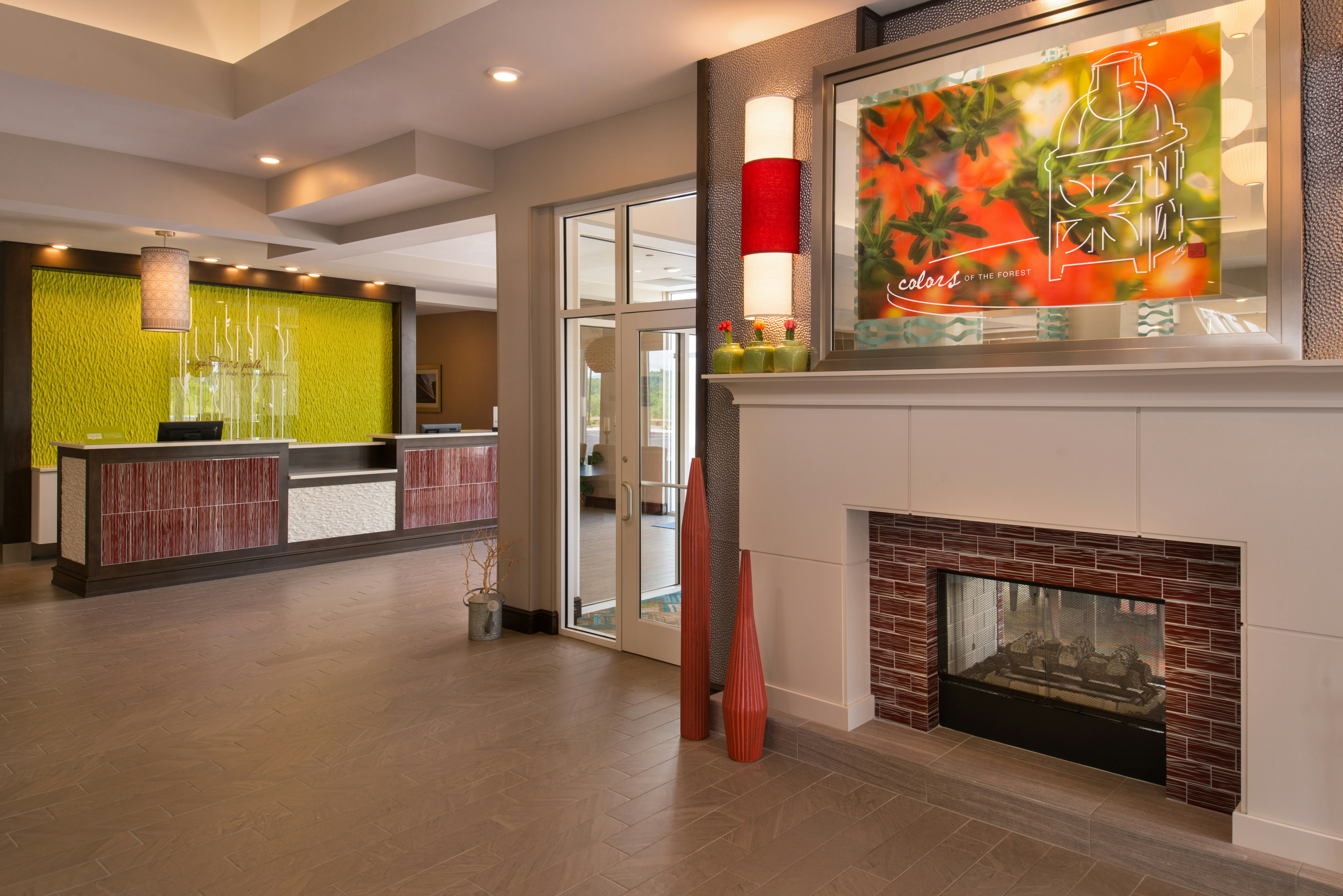 Lobby at HILTON GARDEN INN BRISTOL, BRISTOL - VA