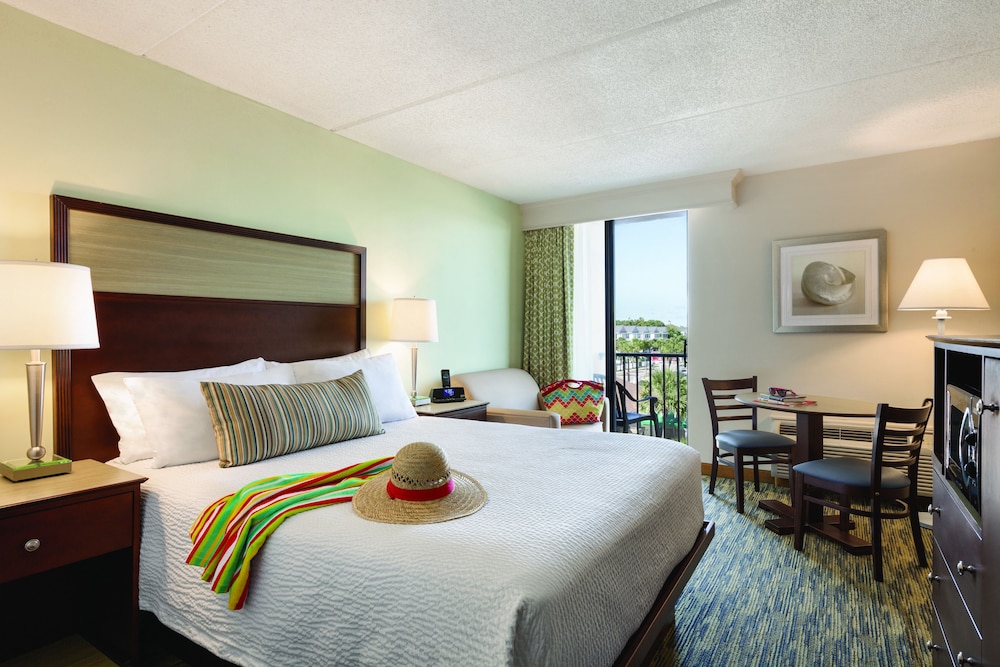 Surfside Beach Oceanfront Hotel 30/45