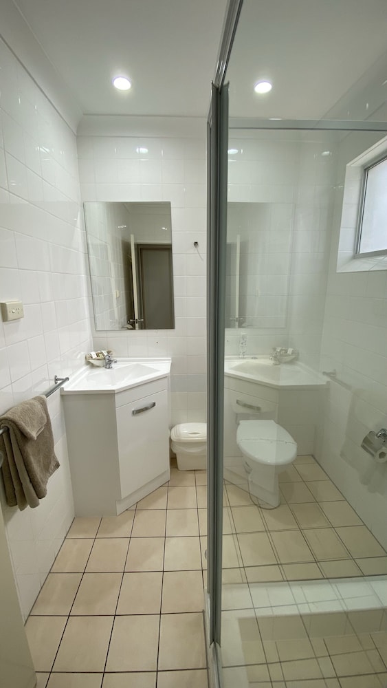 Sapphire City Motor Inn Inverell 13/34