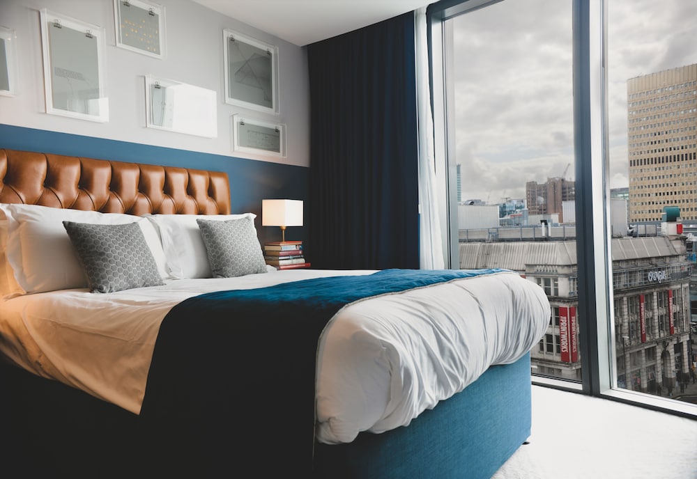 STANDARD, QUEEN BED, ACCESSIBLE
