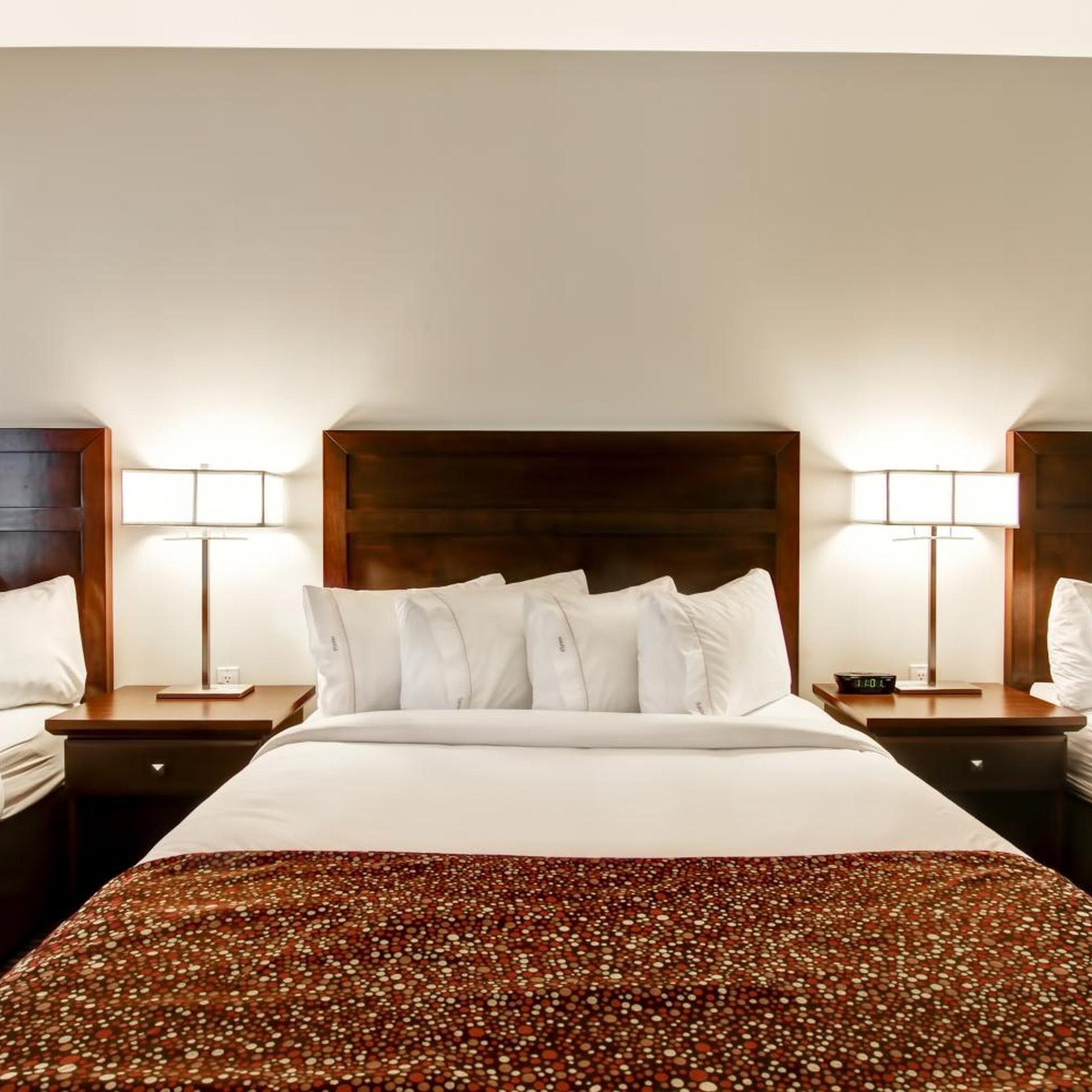Canalta Hotel Melfort 12/42