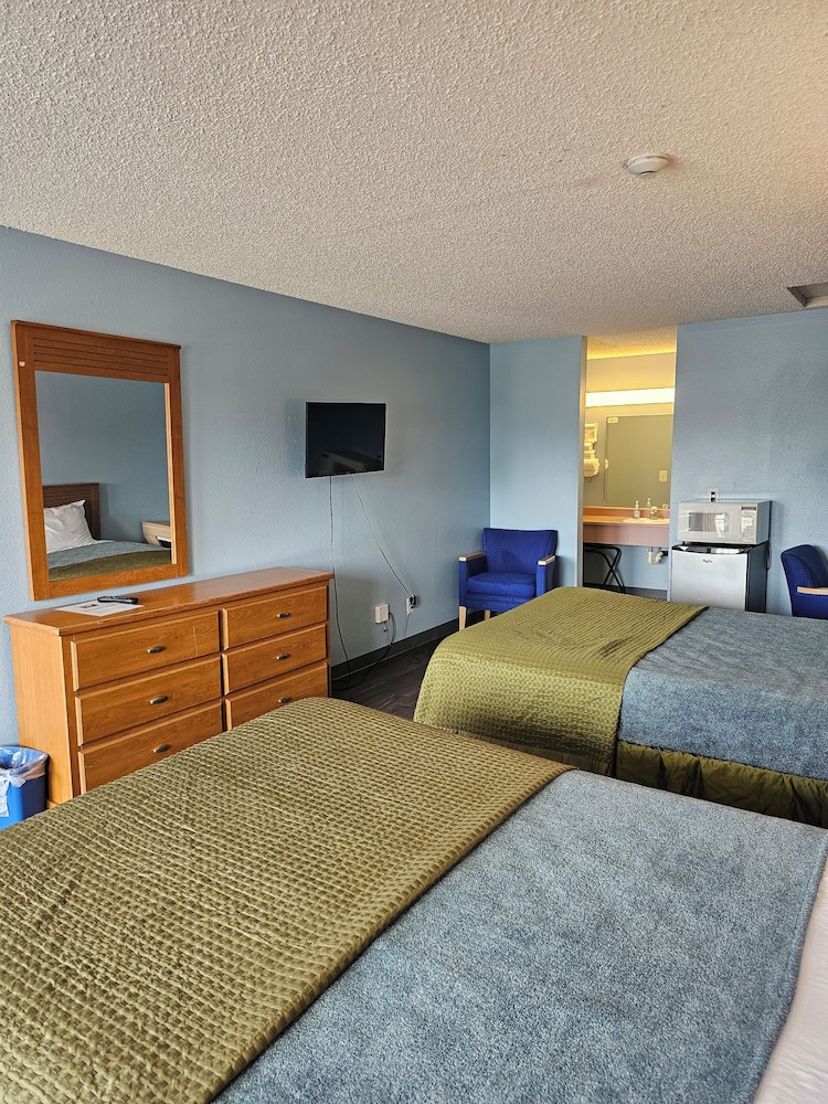 Sumner Motor Inn 42/55