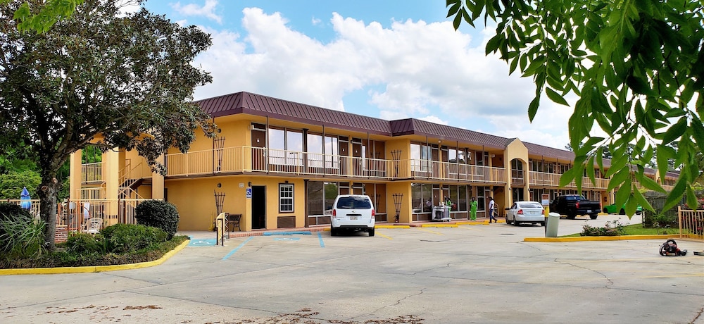 Discovery Inn Lafayette Airport I-10 29/35
