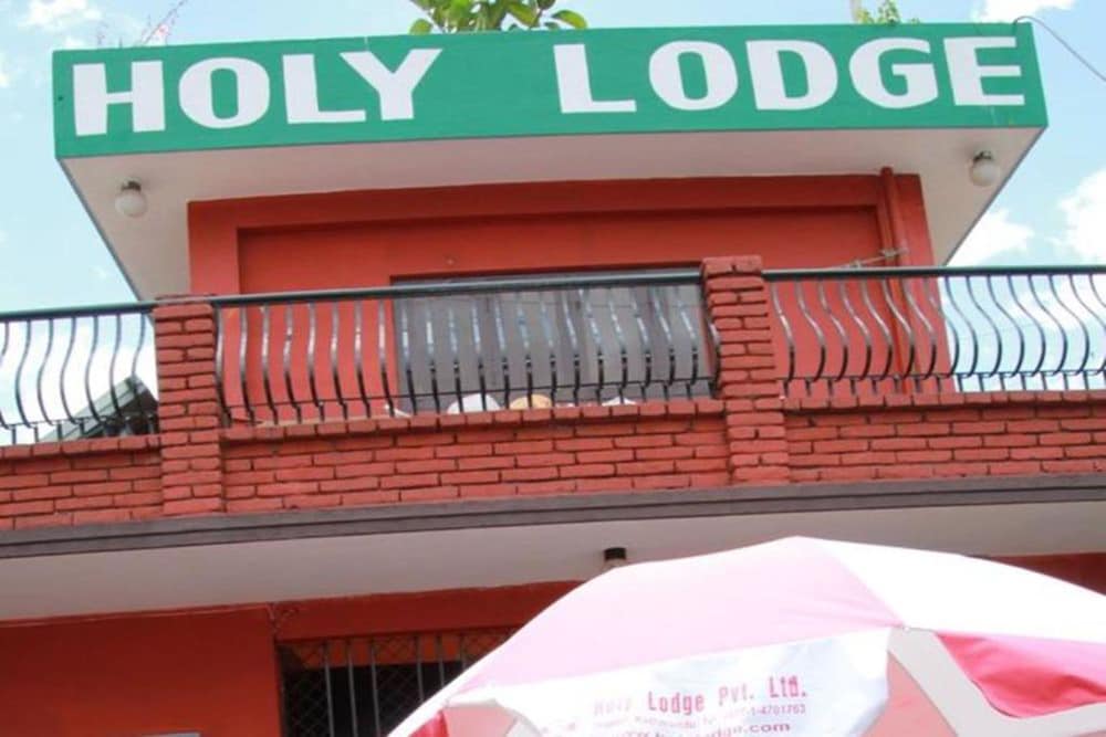 Holy Lodge photo2