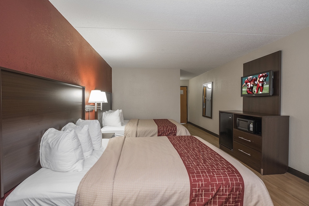 Red Roof Inn Cortland 6/21