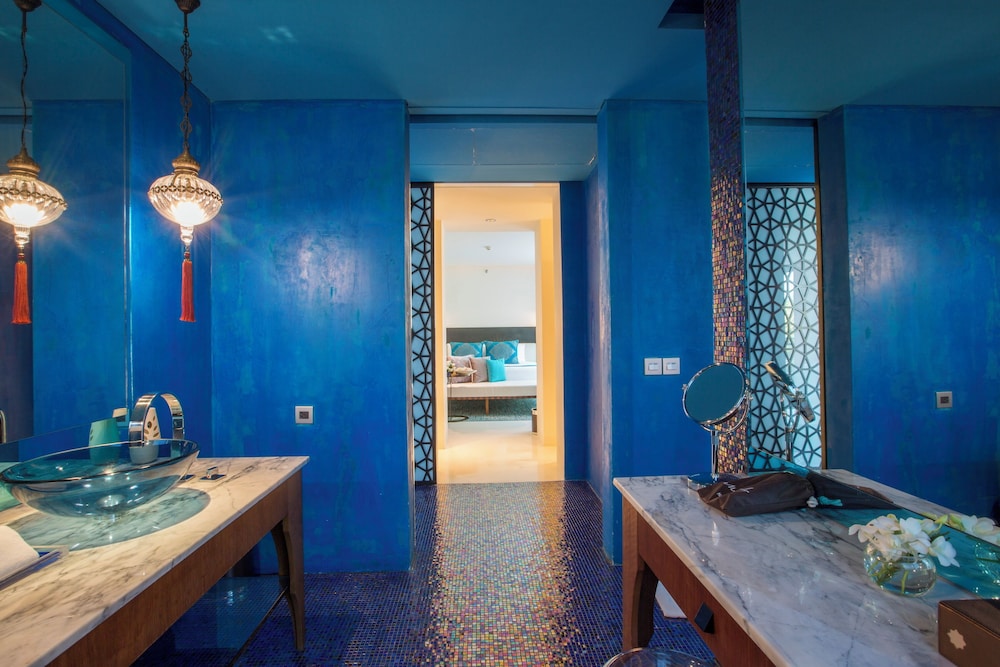 Marrakesh Hua Hin Resort And Spa 50/50