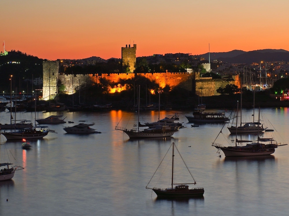 Bodrum Gulet Hotel 48/50