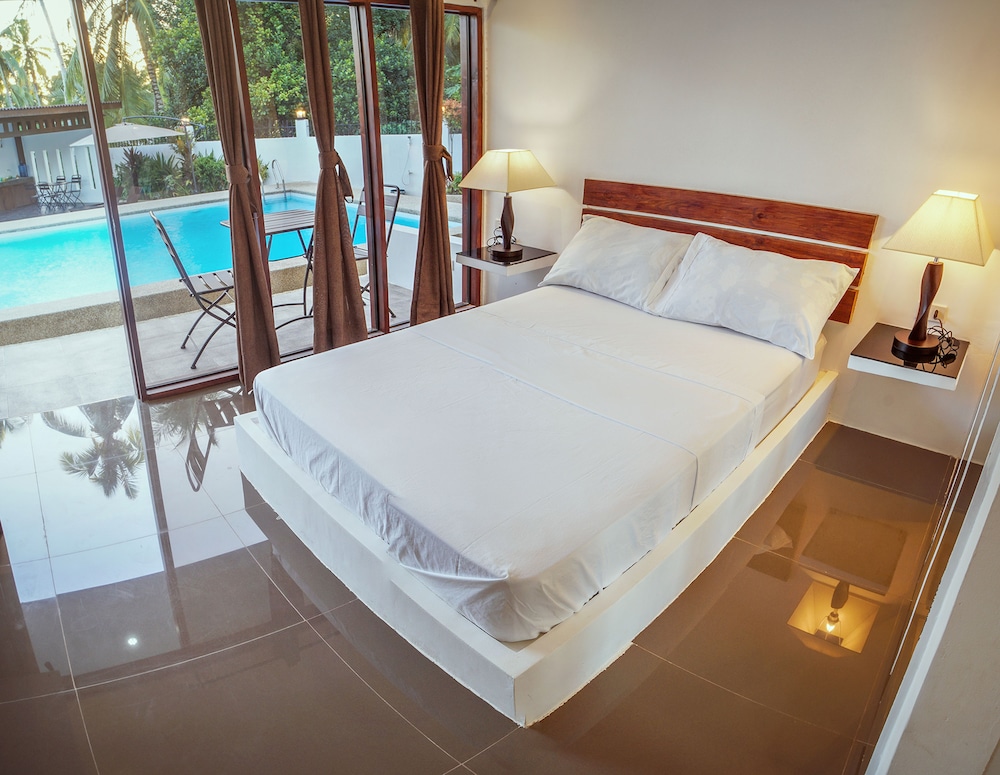 Quest Villa 10/50