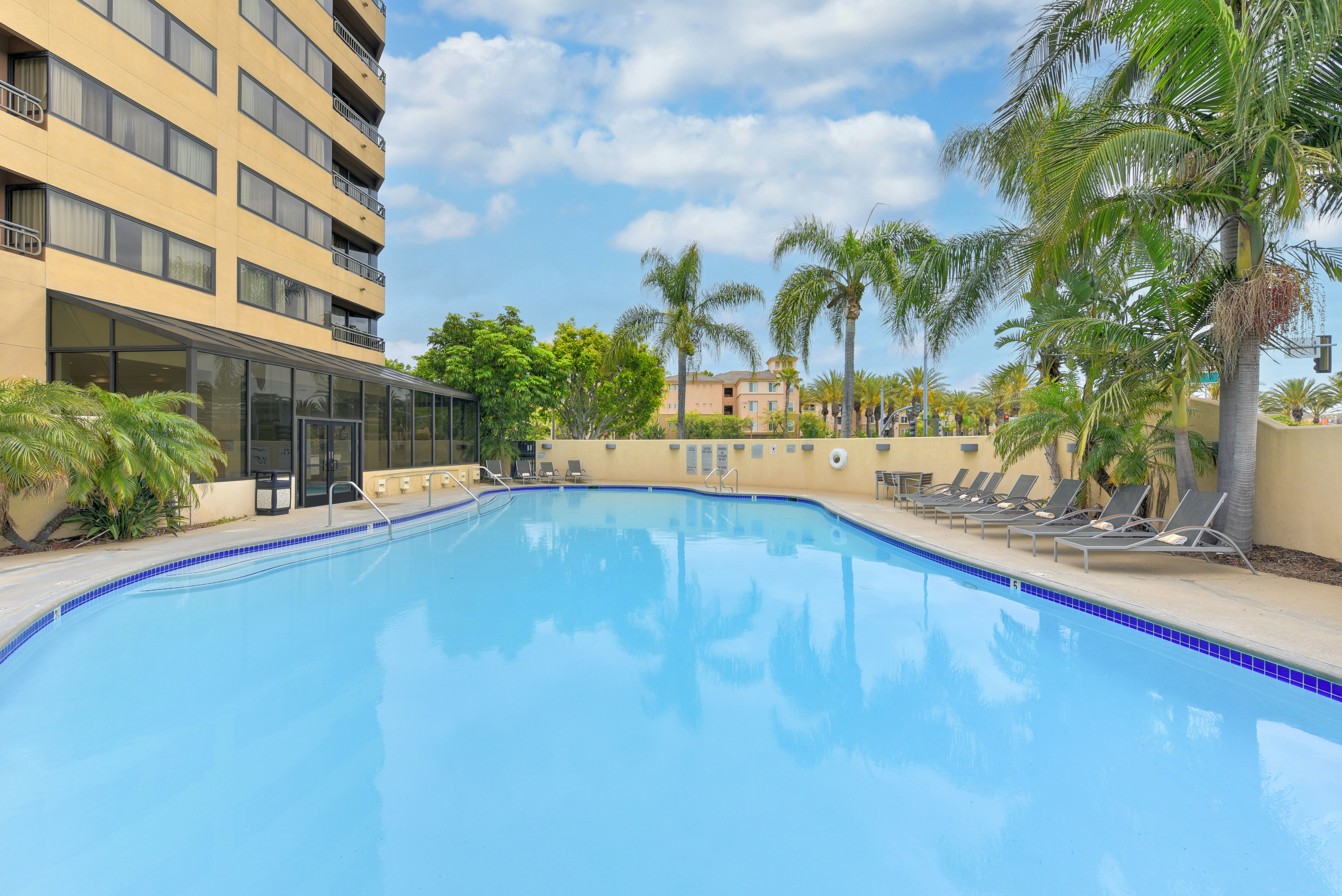 Embassy Suites by Hilton Anaheim Orange 58/61