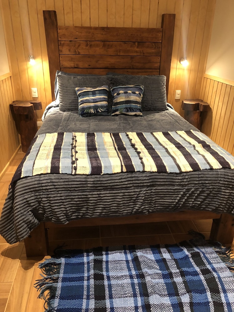 Magellanicus Rustic Suites 12/39