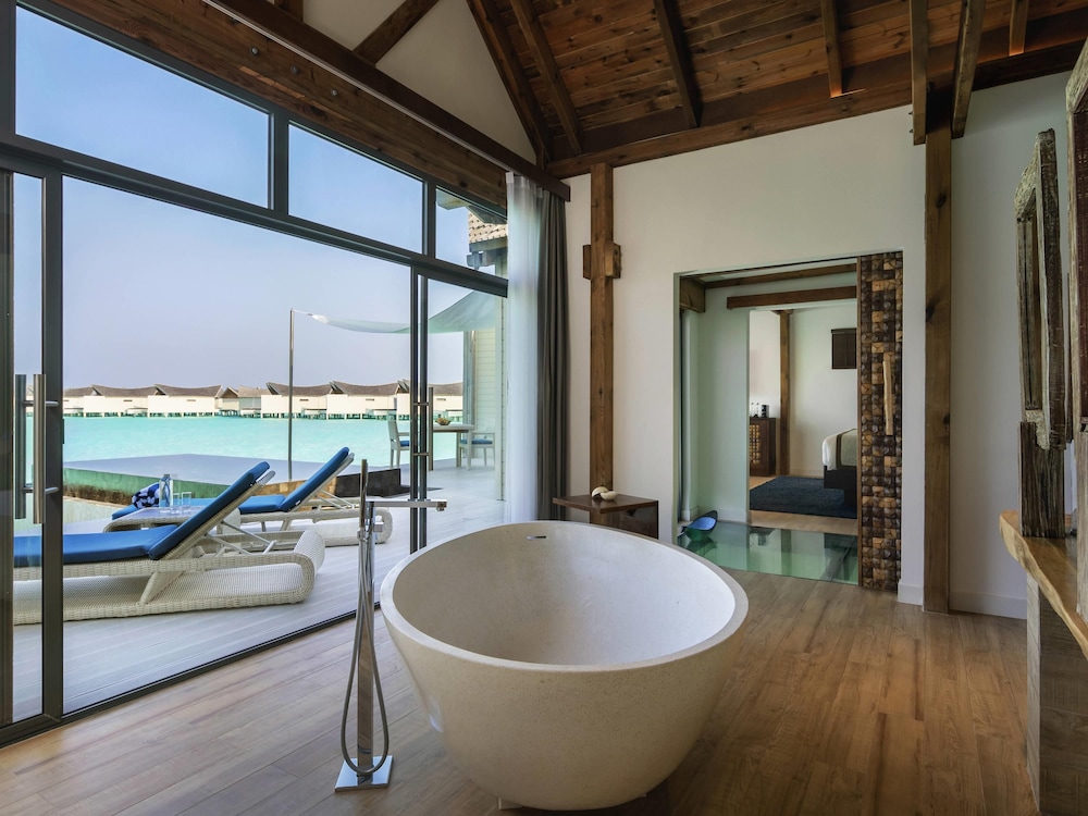 Kuredhivaru Resort and Spa Maldives 91/91