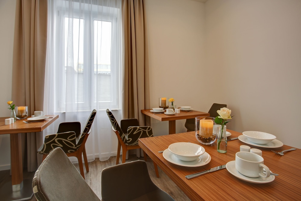 INA Boutique 030 Hannover-City 36/42
