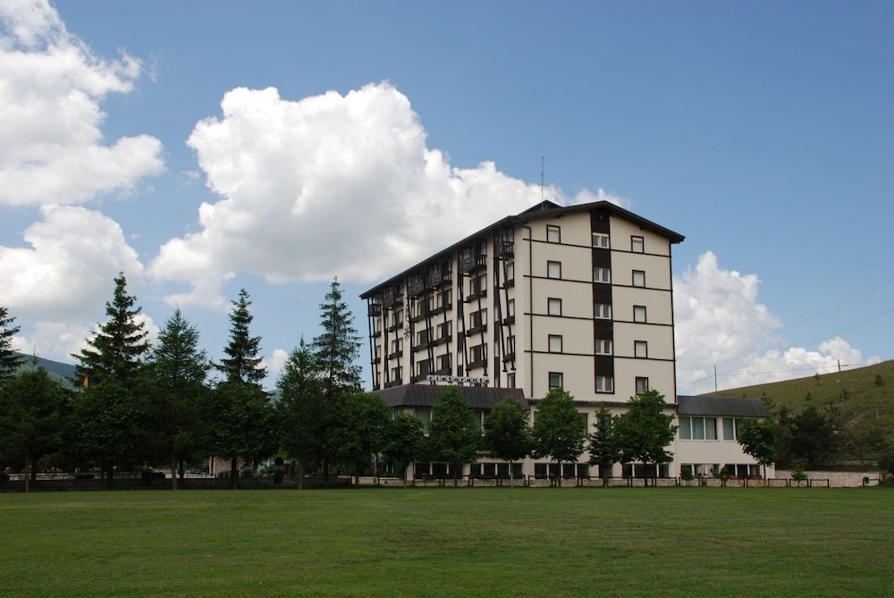 5 Miglia Hotel & Spa 8/66