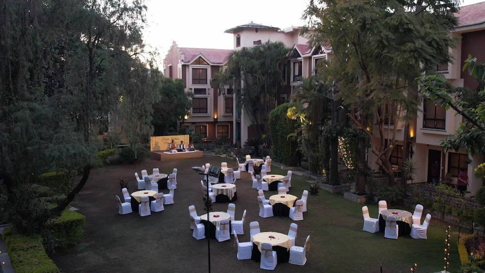 Hotel Hilltone 46/50